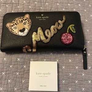 Kate spade wallet meow cat lips cherry